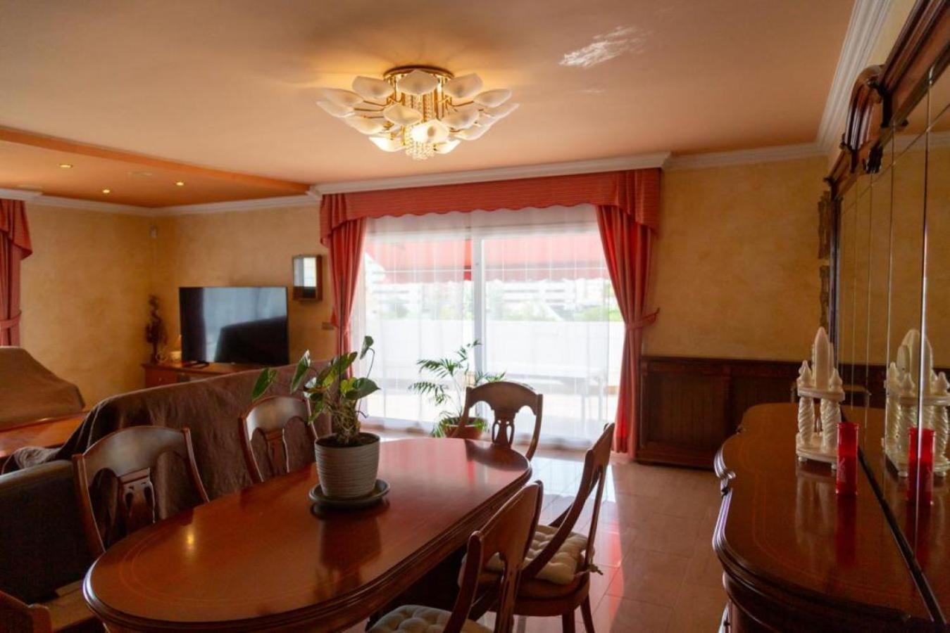 Blended Villa Calafell Luaran gambar